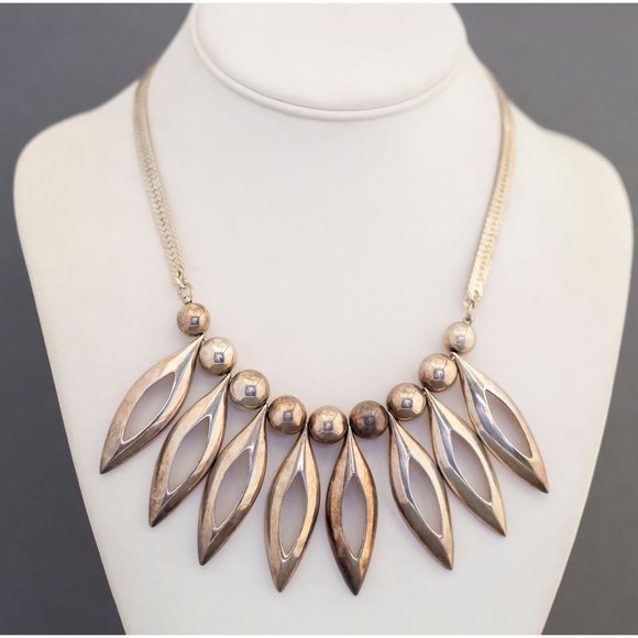 Vintage Gothic Thousand Eyes Bib Necklace 17 Inches G29 - Picture 2 of 4